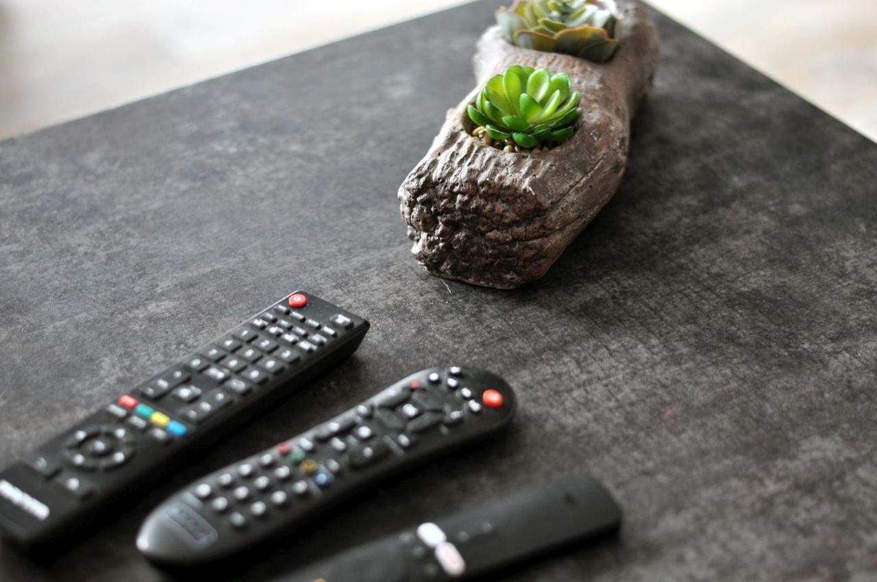Q Apart Gold-Trzy Pokoje, Manufaktura, Klimatyzacja I Garaz Gratis, Tv Max, Fv, Gwarancja Zadowolenia Lódź Exterior foto