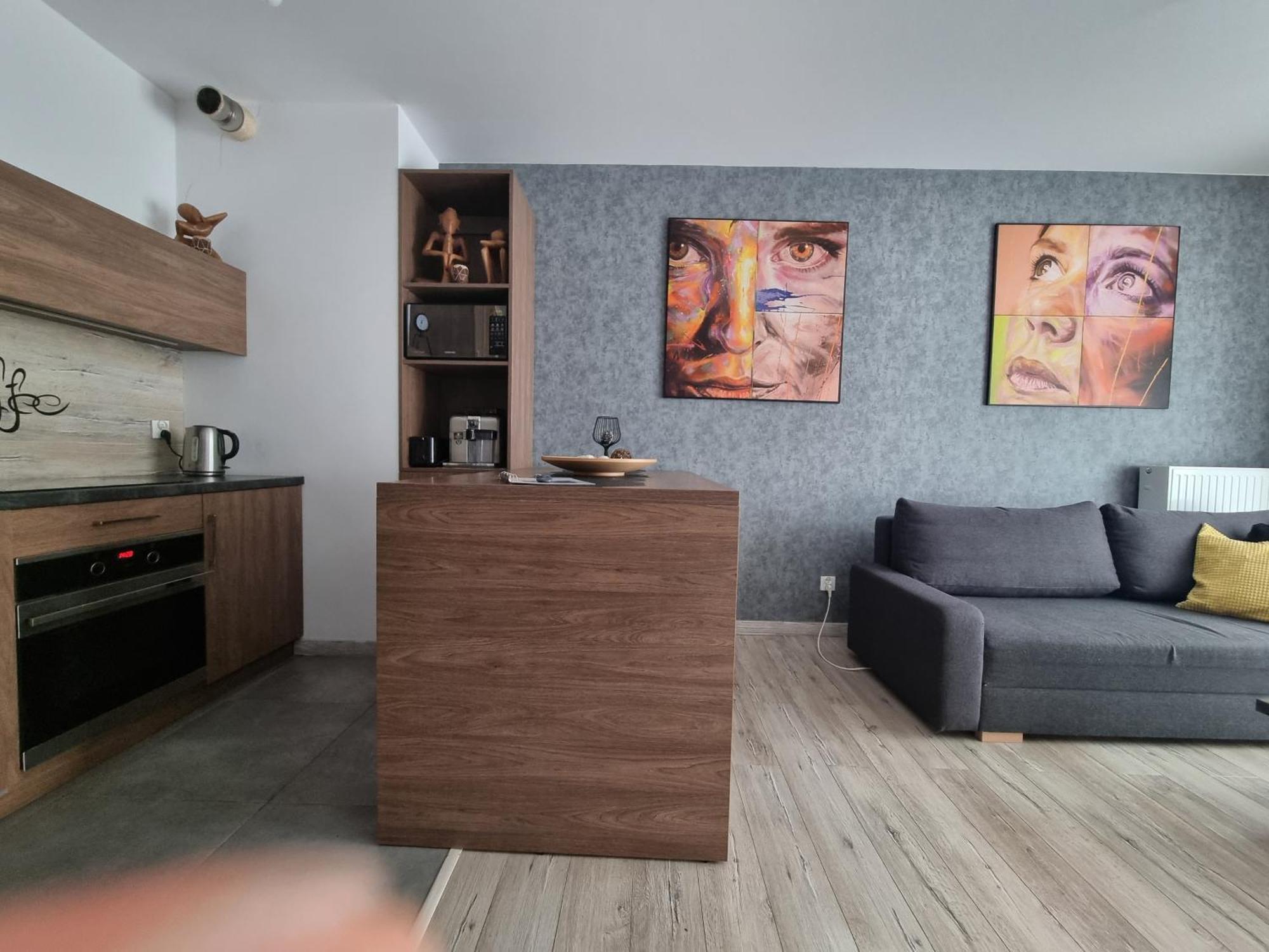 Q Apart Gold-Trzy Pokoje, Manufaktura, Klimatyzacja I Garaz Gratis, Tv Max, Fv, Gwarancja Zadowolenia Lódź Exterior foto