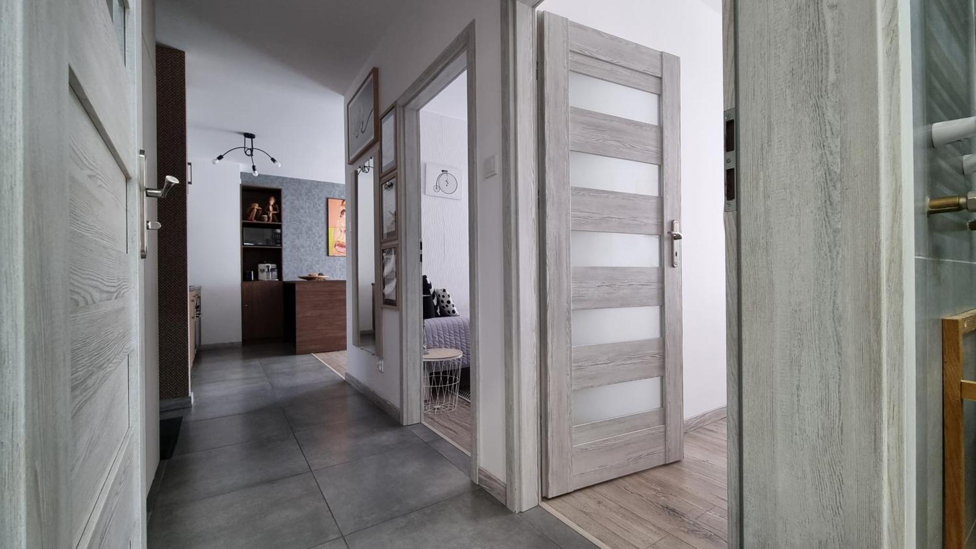 Q Apart Gold- Klimatyzowany 3 Pokojowy Apartament Przy Manufakturze Z Garazem Gratis, Fv Lódź Exterior foto